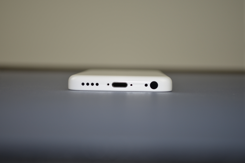 Illustration for article titled Si el iPhone 5C se parece a este (y es barato), éxito asegurado